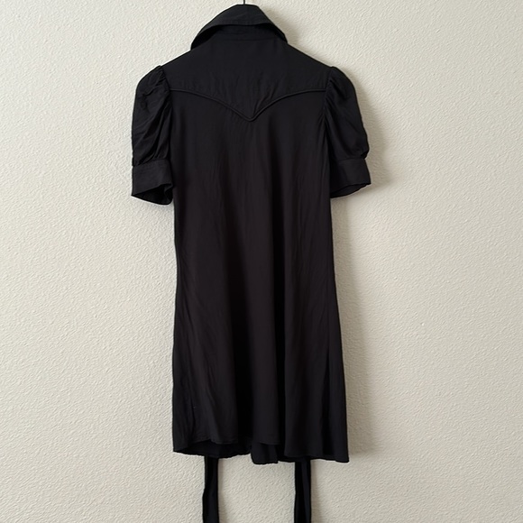Moussy puff shoulder dress in black puffed sleeves - Picture 4 of 7